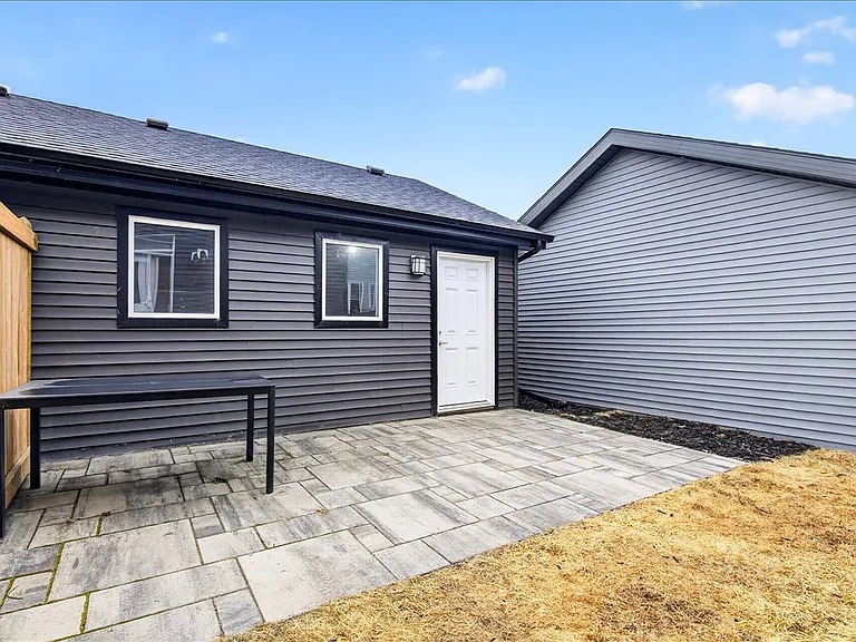 535 Paterson Way SW — Photo 49