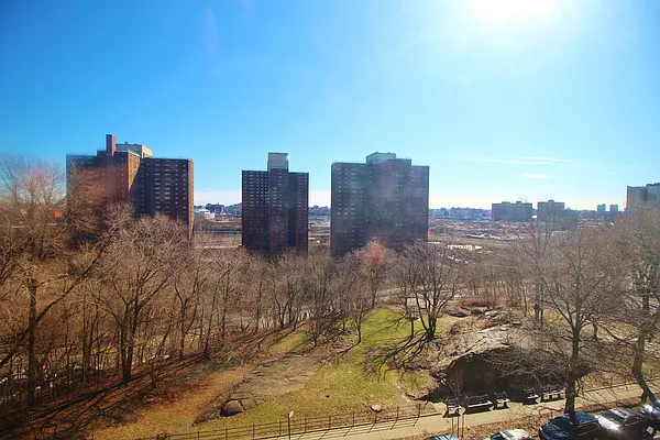 Rented by Julianna Realty Corp | media 28