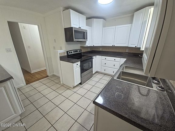 5th image of 394 Oakgrove Rd