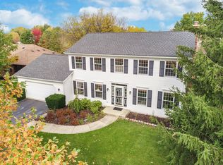 2465 Coach And Surrey Ln, Aurora, IL 60506