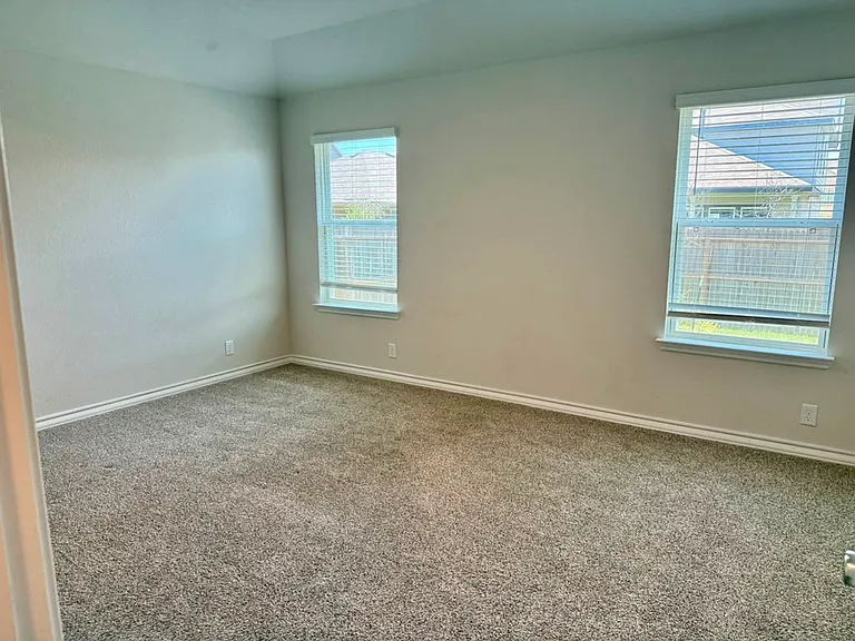 21230 Watercourse Way — Photo 11