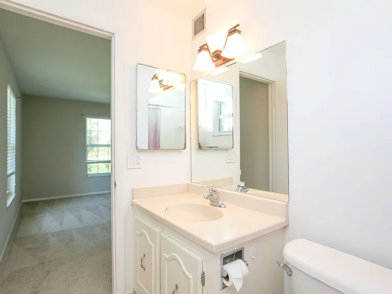 221 Cypress Way E #201 — Photo 13