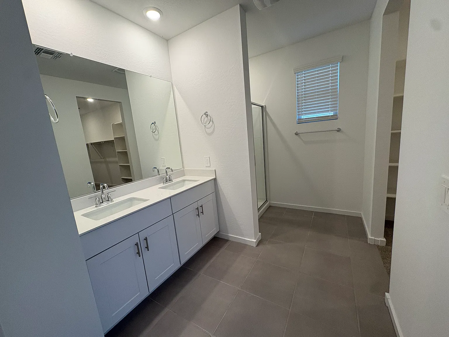 3 bed, 1629 sqft, $2,099 — Photo 4