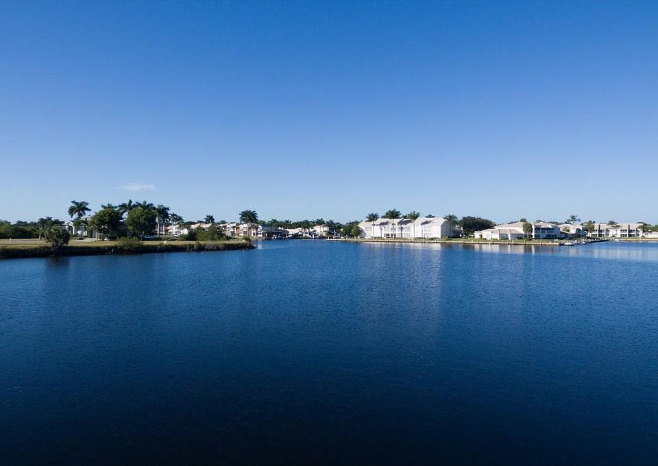 1st image of 298 Stella Maris Dr S