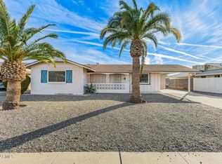 10541 W Snead Dr, Sun City, AZ 85351