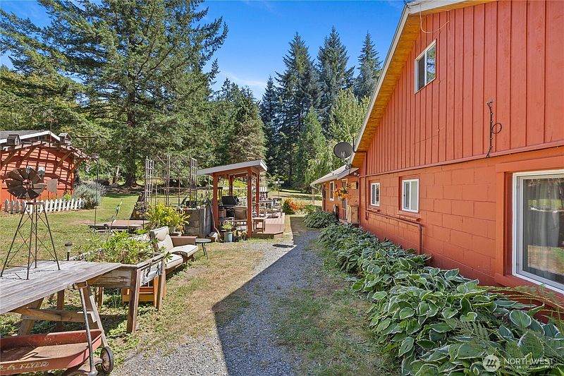5th image of 5727 Scherrer Road