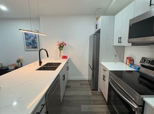 760 McCalman Ave #A, Winnipeg, MB R2L1G7