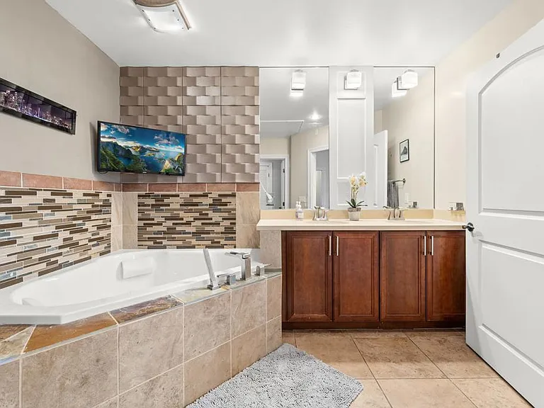 3972 Albatross St #202 — Photo 18