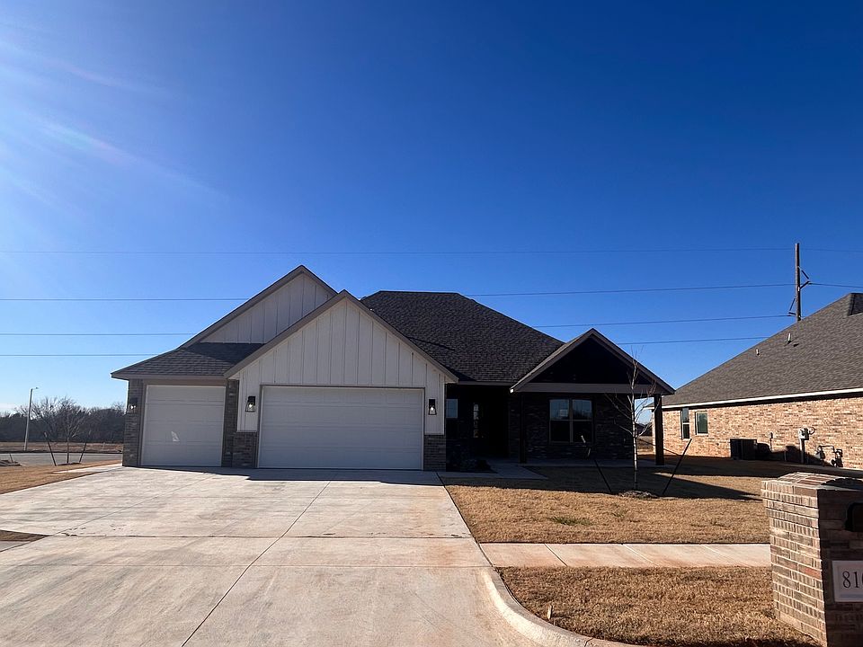 1st image of 810 Manzano Dr