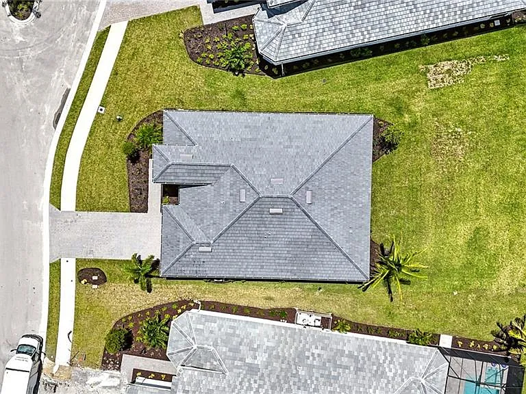 18301 Terracina Dr — Photo 38
