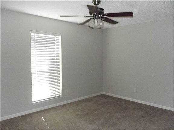 5th image of 1809 Hearthside Dr