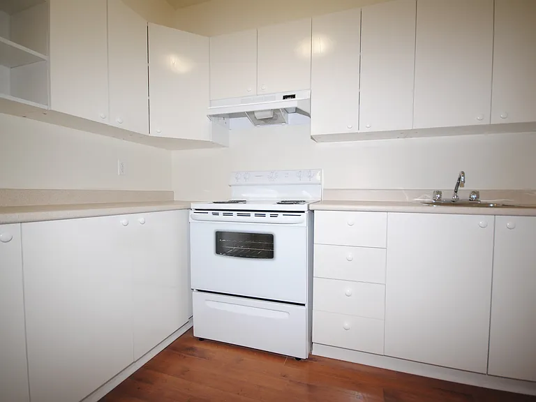3301 Uplands Dr — Photo 27