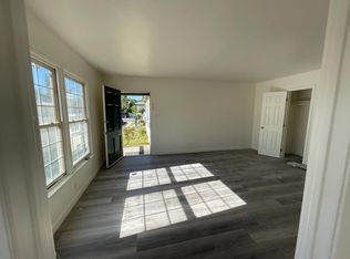 7044 Hazeltine Ave #7046-1/2, Van Nuys, CA 91405