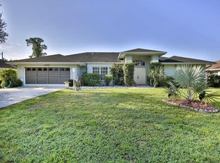 18387 Edgewater Dr, Pt Charlotte, FL 33948