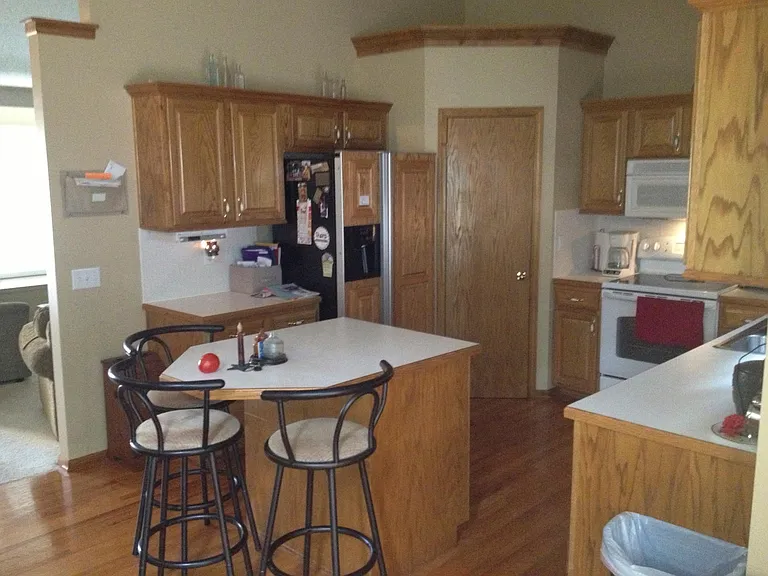 116 E Sierra Dr — Photo 15