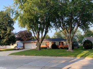 1846 N Main St, Carroll, IA 51401