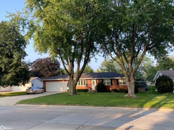 1846 N Main St, Carroll, IA 51401