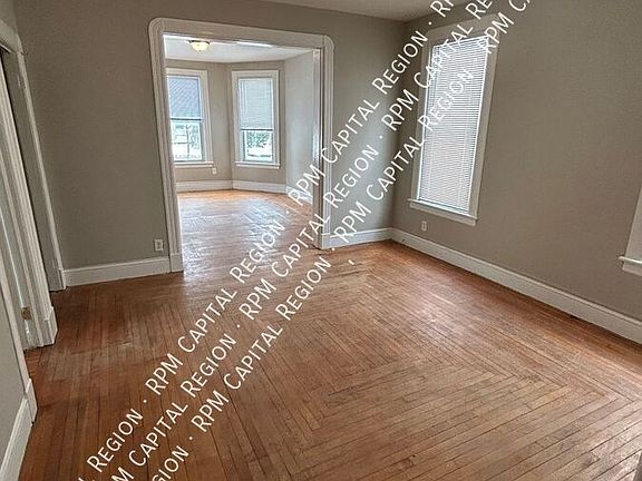 3rd image of 920 Wendell Ave Floor 1