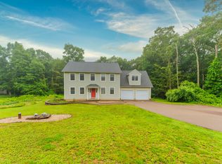 7 Southwinds Rd, Moodus, CT 06469
