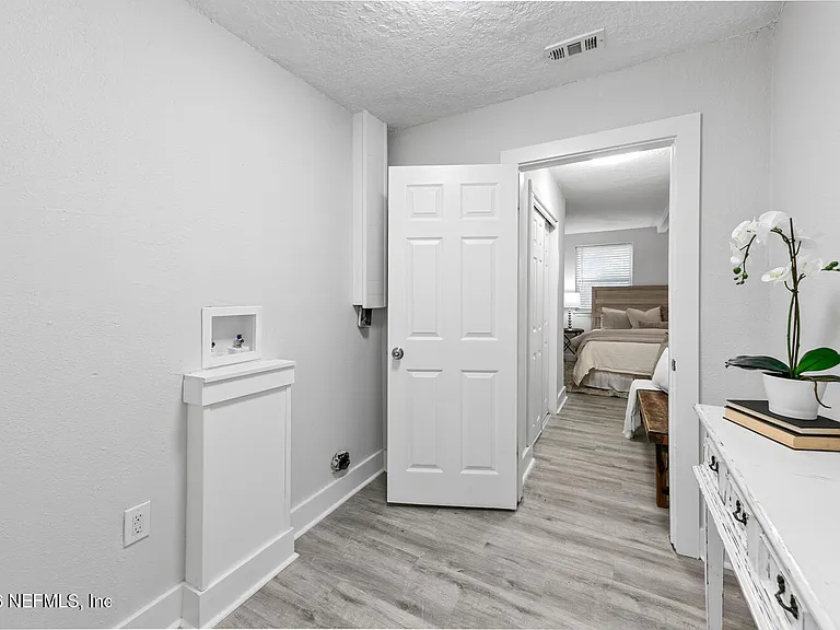 715 Ralph St — Photo 14