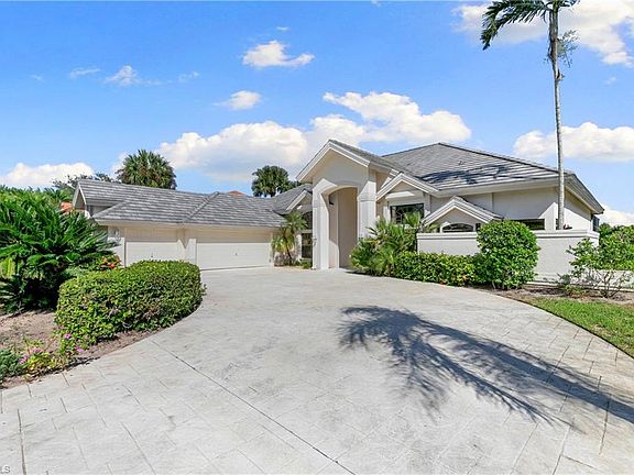 3rd image of 3660 Lakemont DR
