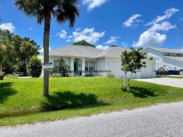 9052 Hilolo Ln — Photo 2