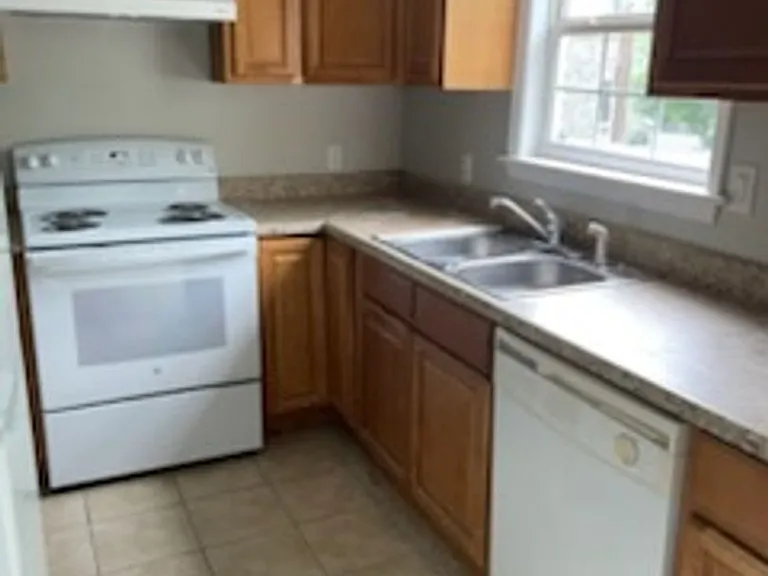 3228 Kanawha Terrace — Photo 6