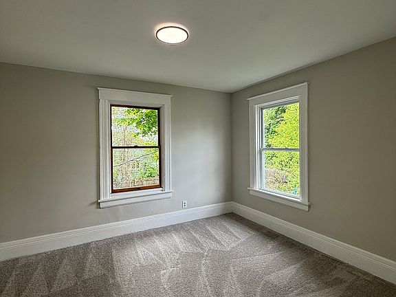 5th image of 155 Breck St #155