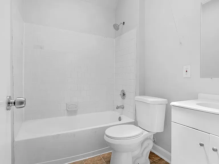 405 N Edgewood St — Photo 4