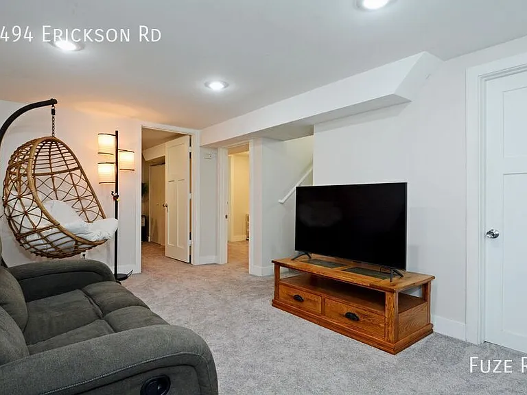 5494 Erickson Rd — Photo 10