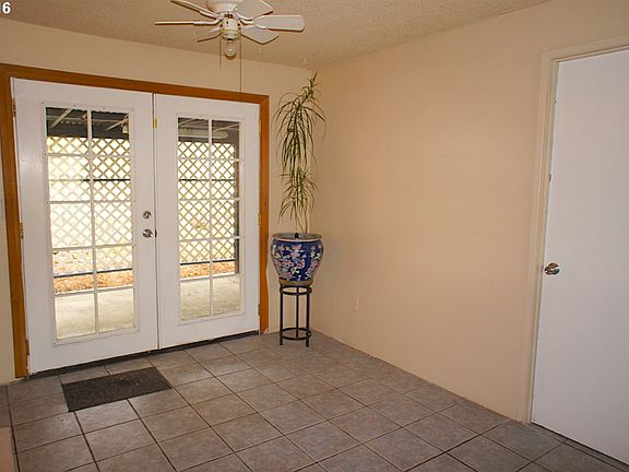 3rd image of 4686 SE Brookside Dr