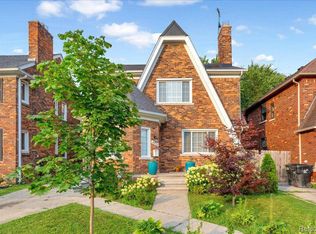 4450 Grayton St, Detroit, MI 48224