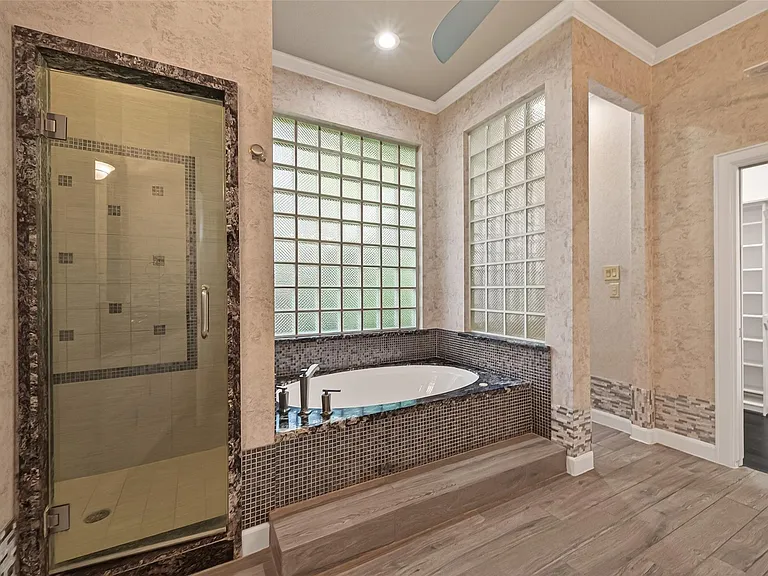 7203 Timberlake Dr — Photo 42