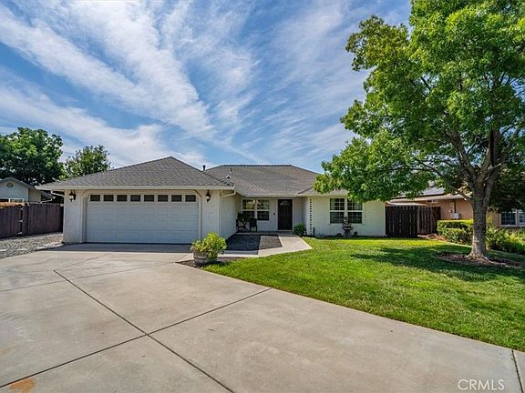 2nd image of 1465 Crosspoint Way