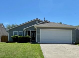 422 Leopard Lily Dr, Norman, OK 73069