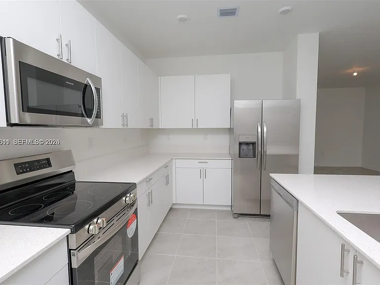 23078 SW 130th Ave #23078 — Photo 8