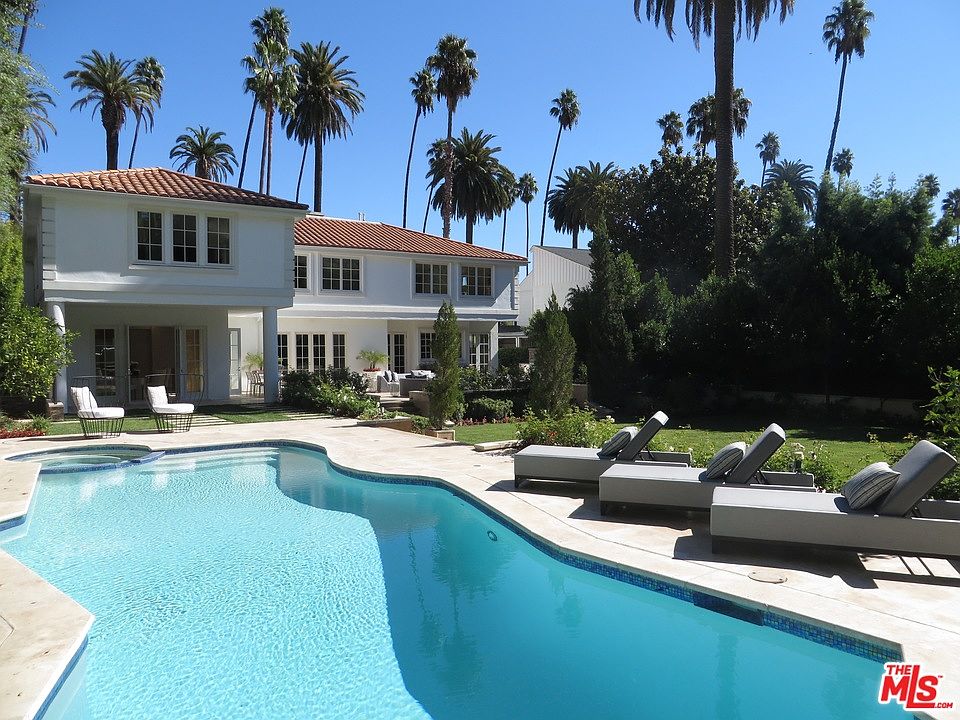 1st image of 909 N Beverly Dr