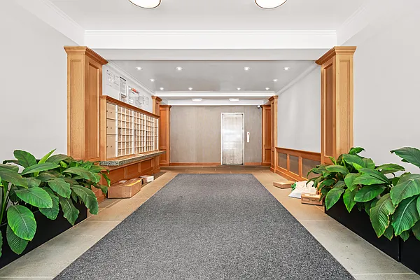 Rented by REAL New York | media 8