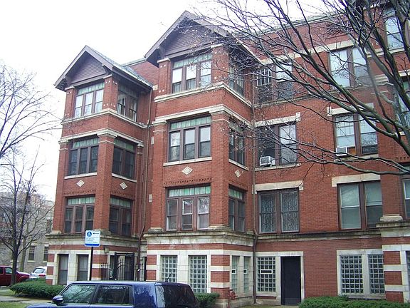 2nd image of 5140 S Greenwood Ave APT 2