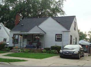 22029 Cushing Ave, Eastpointe, MI 48021