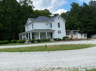 242 Fletcher Chapel Rd, Kenbridge, VA 23944