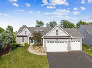 49 W Crabapple Ave, Cortland, IL 60112