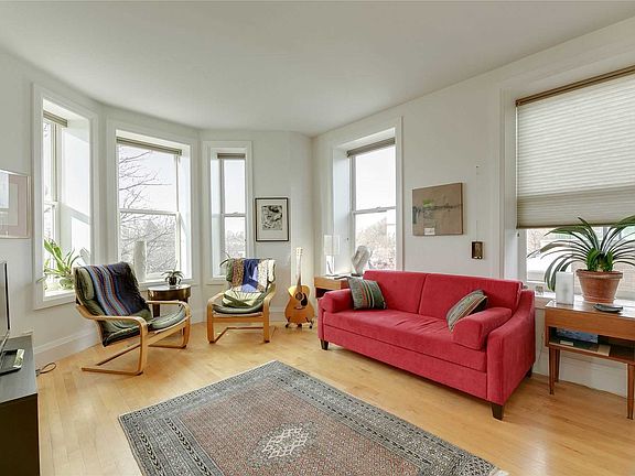 4th image of 385 Brunswick Ave #408