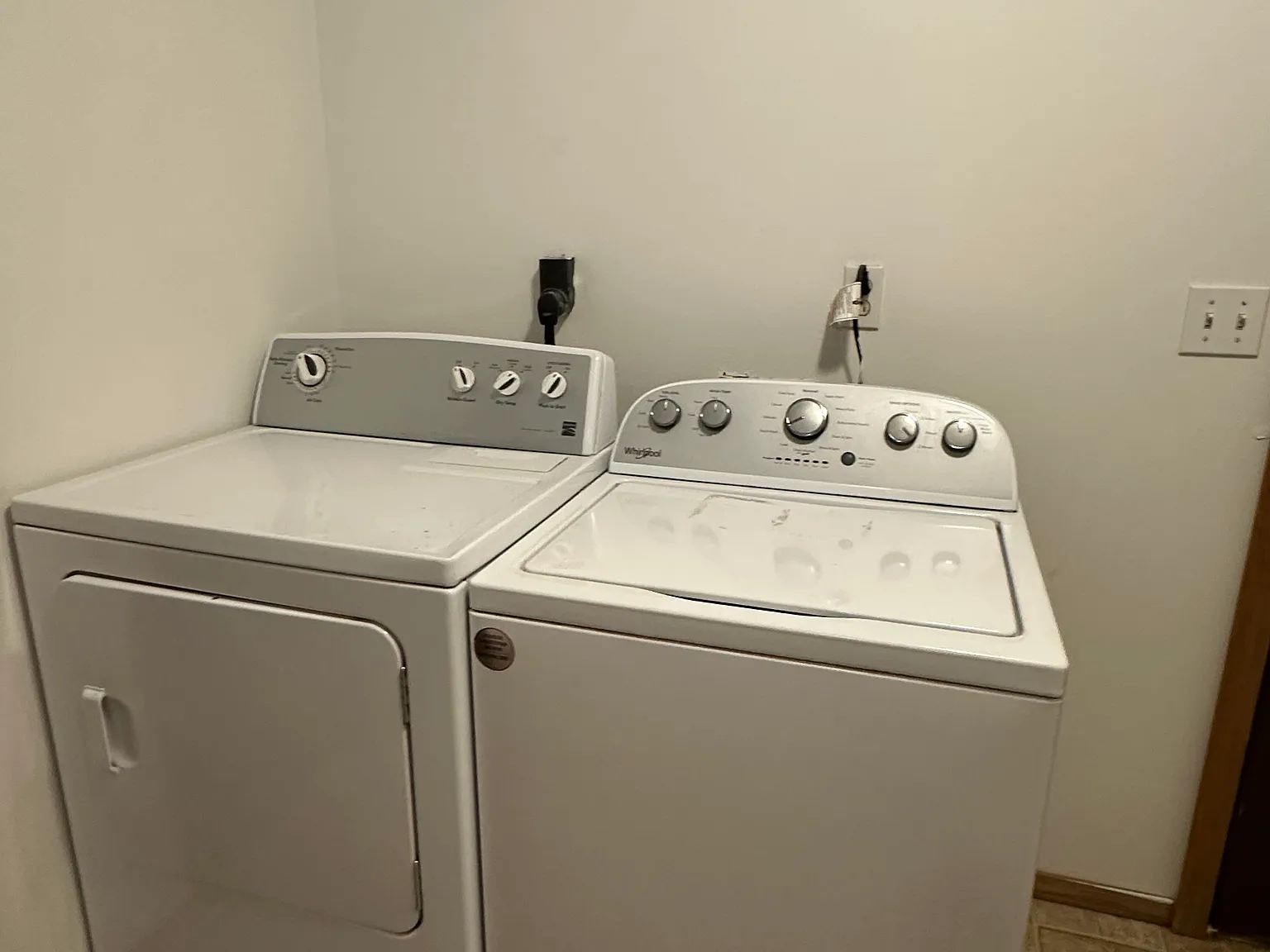 3 bed, 2400 sqft, $1,800 — Photo 1