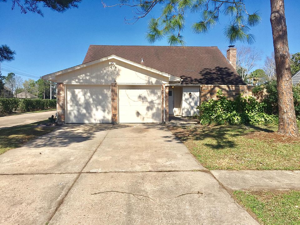 1st image of 15703 Echo Hill Dr