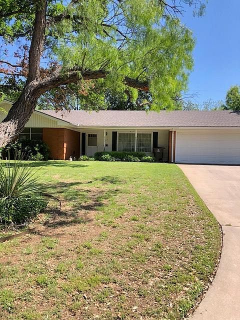 1st image of 3013 Oak Forest Dr