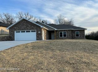 5505 Thornridge Dr, Jefferson City, MO 65109