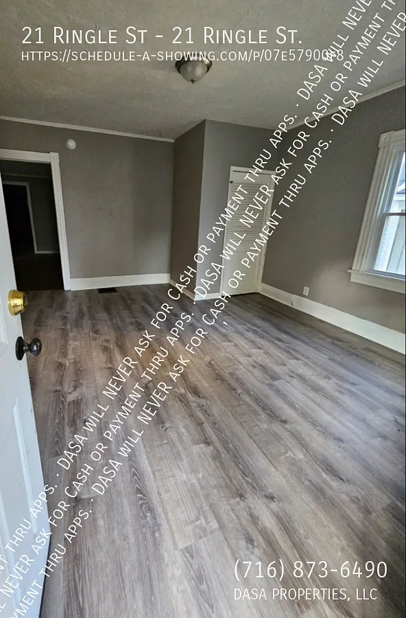 21 Ringle - 2 Bed / 1 Bath — Photo 2