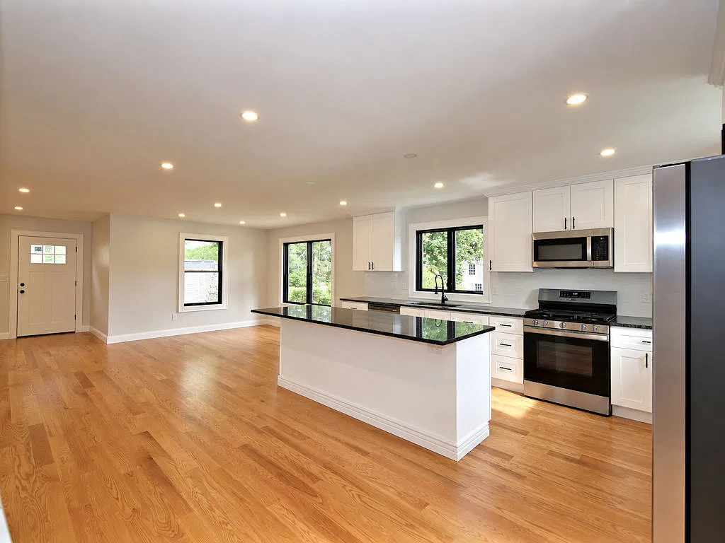 Apartment for Rent — Photo 4