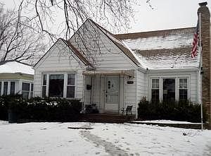 1st image of 9241 S Central Park Ave